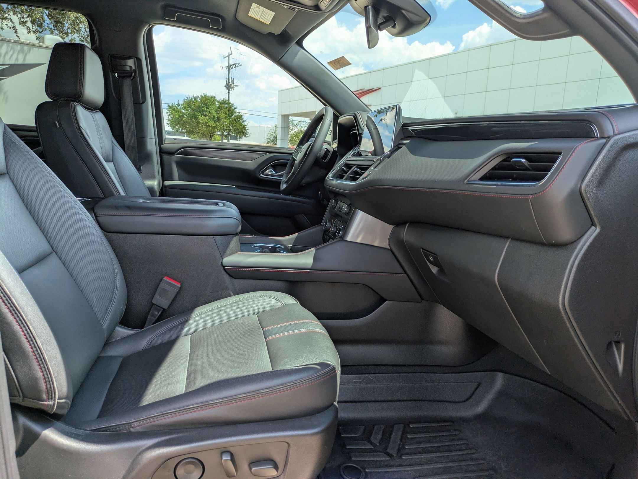2023 Chevrolet Tahoe RST photo 26