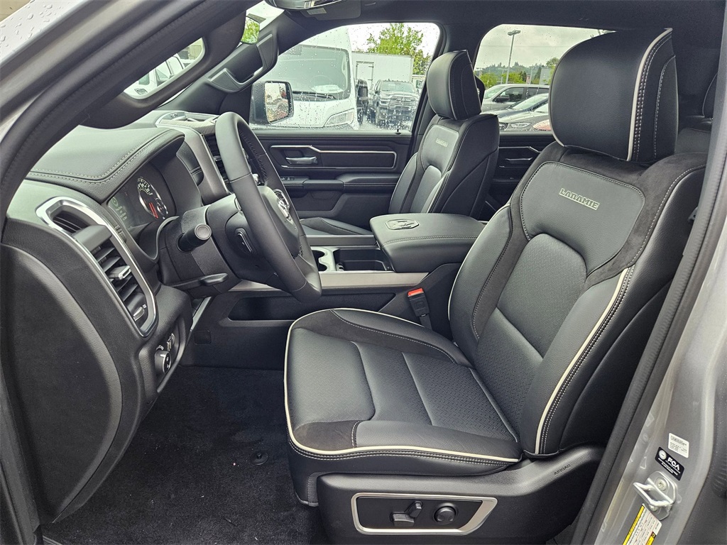 New 2025 Billet Silver Metallic Clear-Coat Exterior Paint RAM Laramie image 12