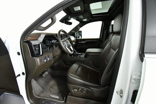 2024 Gmc Sierra 3500 HD Denali photo 4