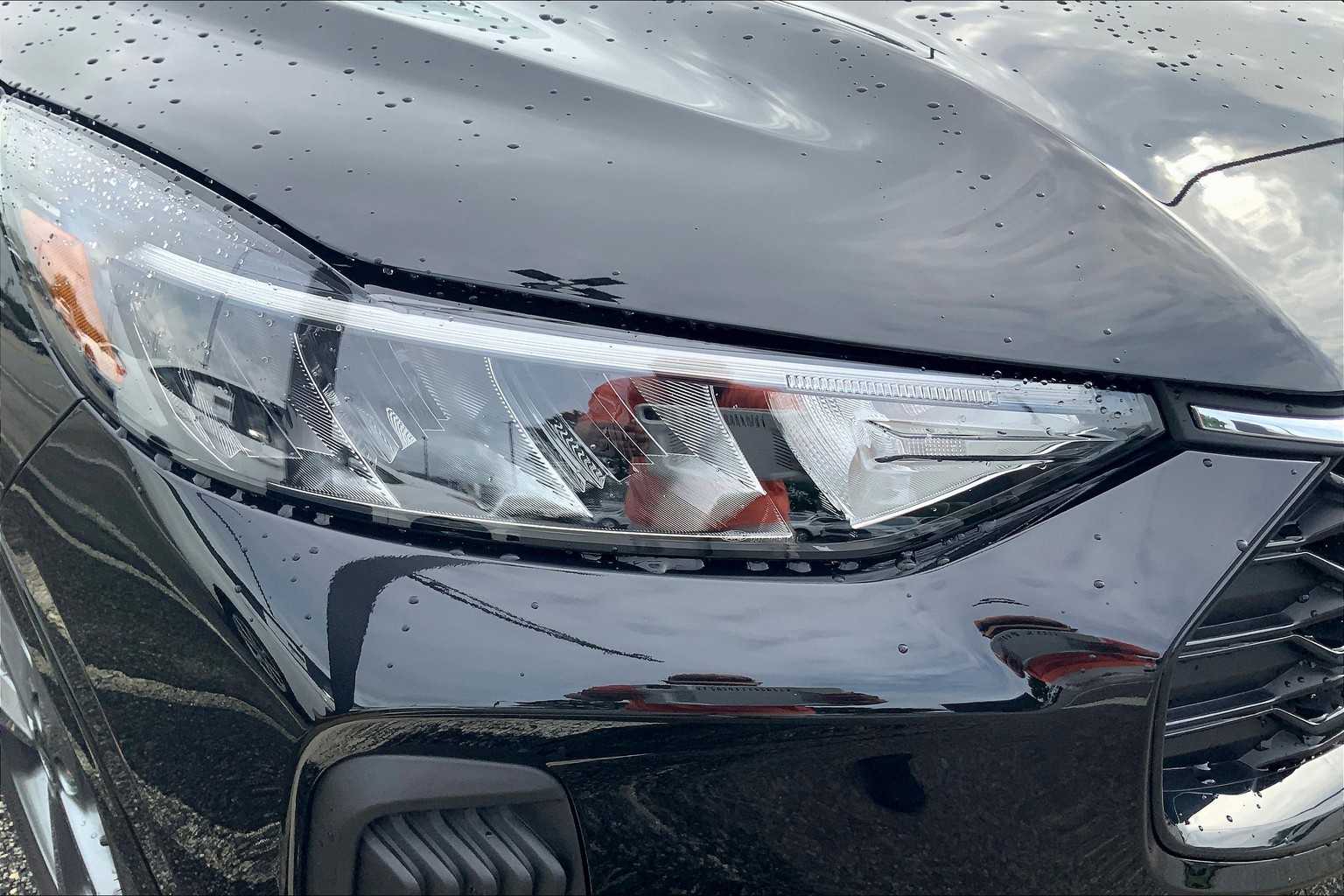 2024 Ford Escape ST-Line photo 24