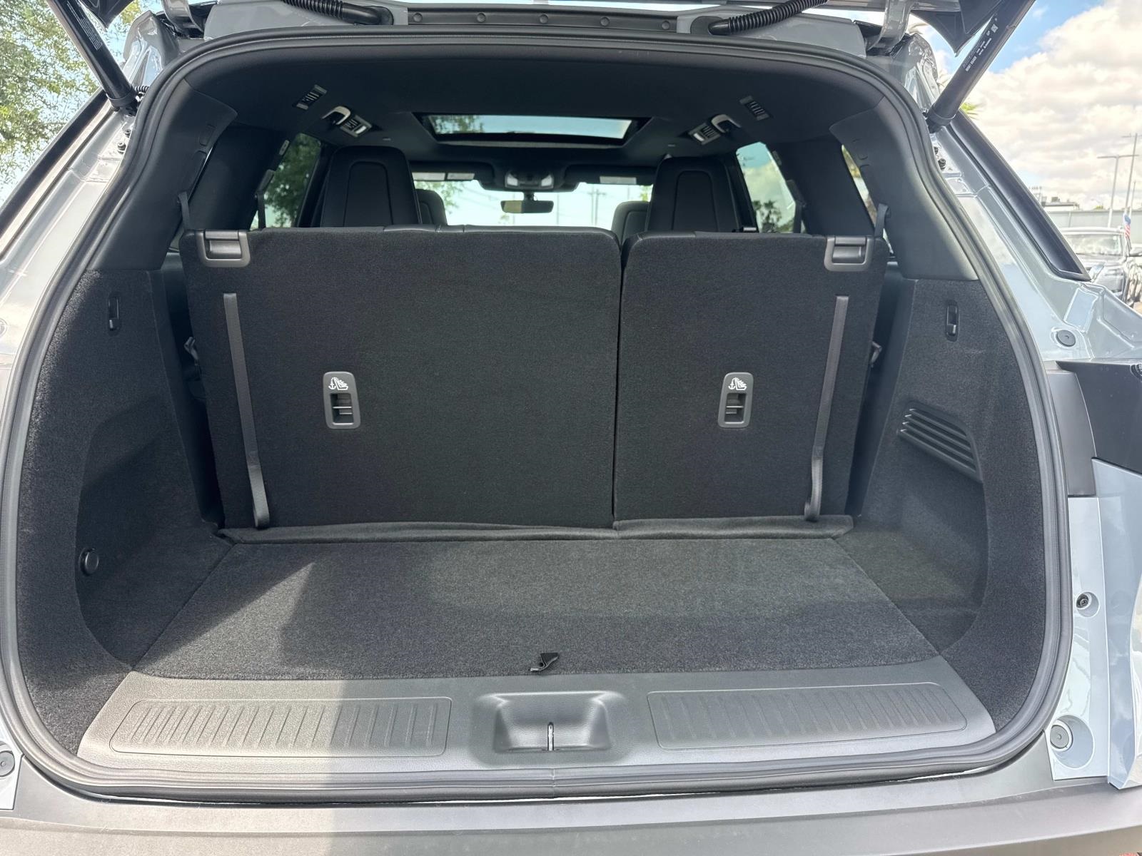 2025 Infiniti QX60 Luxe photo 6