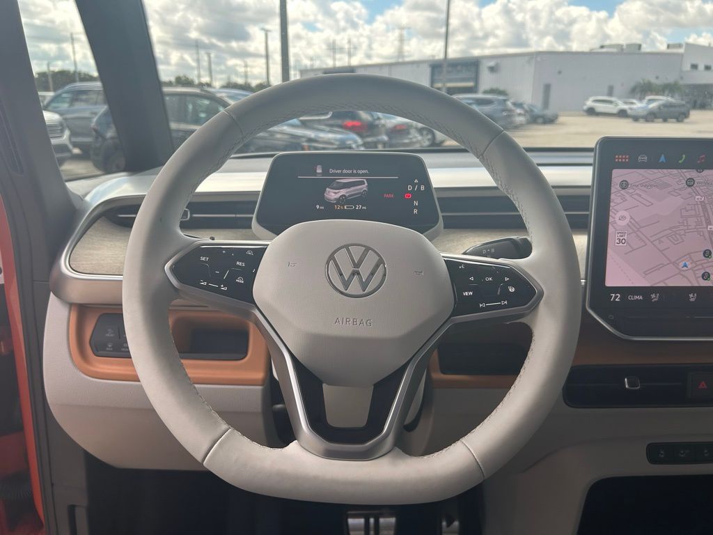 2025 Volkswagen ID. Buzz Pro Plus photo 14