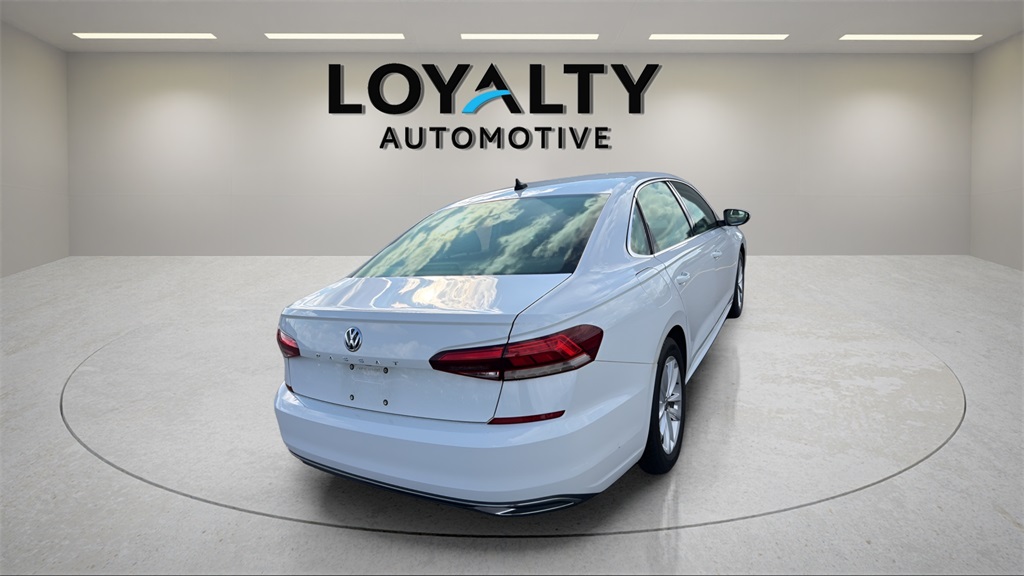 2020 Volkswagen Passat 2.0T SE photo 4