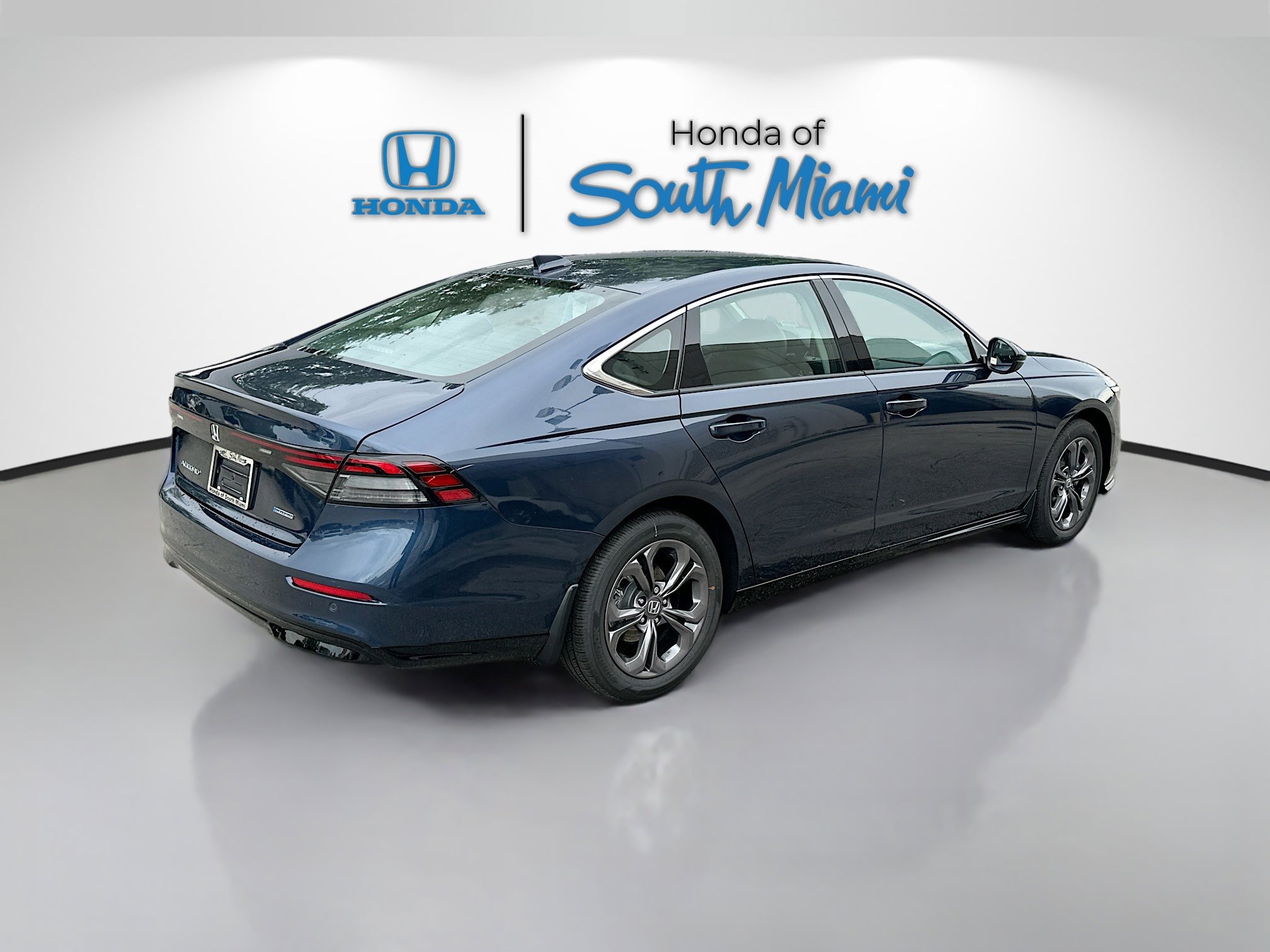 2025 Honda Accord Hybrid EX-L photo 6