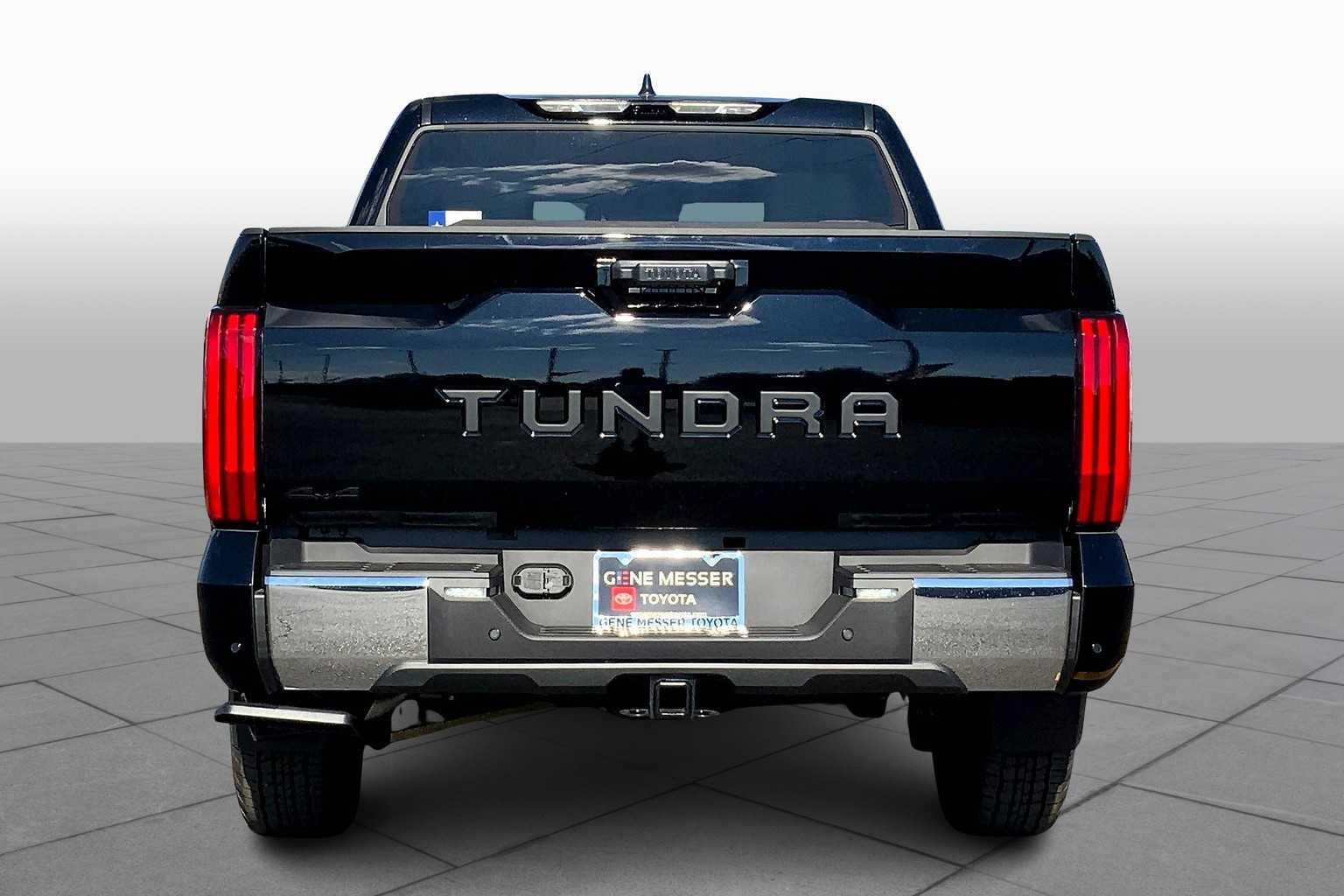 2026 Toyota Tundra SR5 CrewMax photo 3