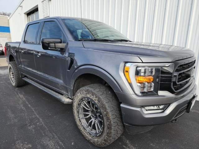 2021 Ford F-150 XLT's photo