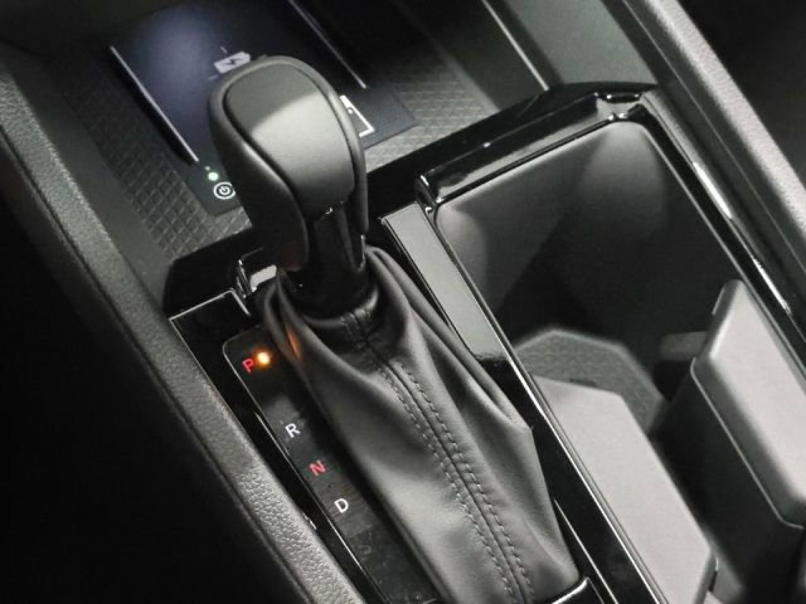2025 Honda Accord Hybrid Sport-L photo 28