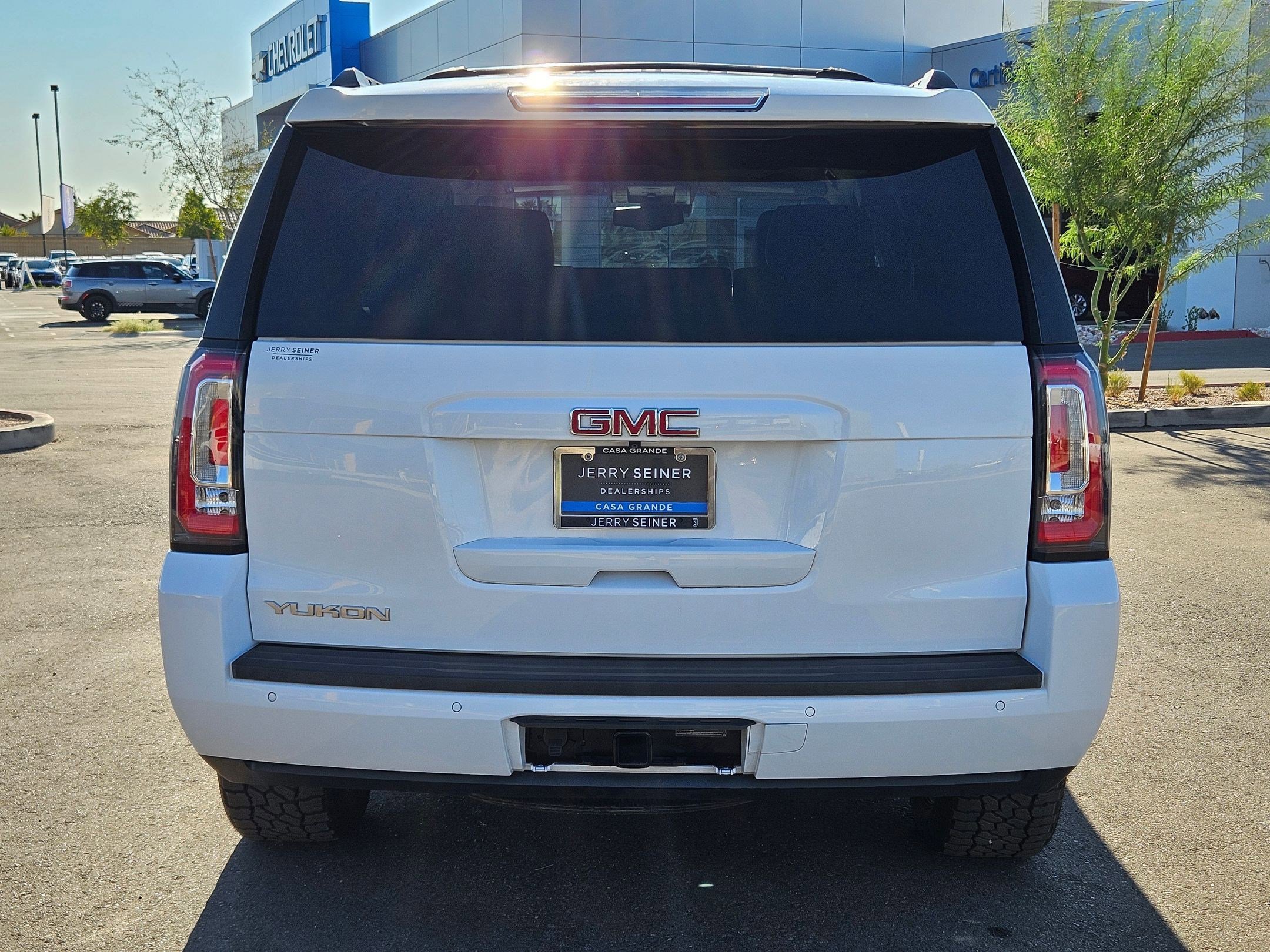 2019 Gmc Yukon SLT photo 4