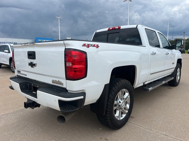 2019 Chevrolet Silverado 2500HD High Country photo 4