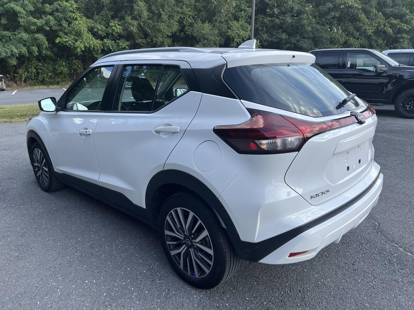 2024 Nissan Kicks SV photo 6