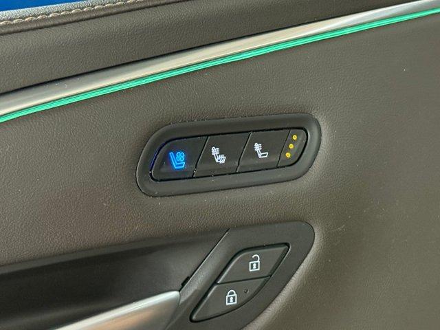 2023 Cadillac Escalade Premium Luxury photo 13