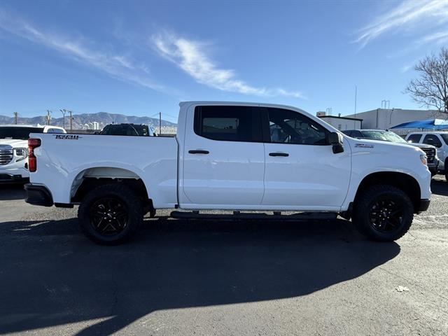 2025 Chevrolet Silverado Trail Boss Custom photo 3