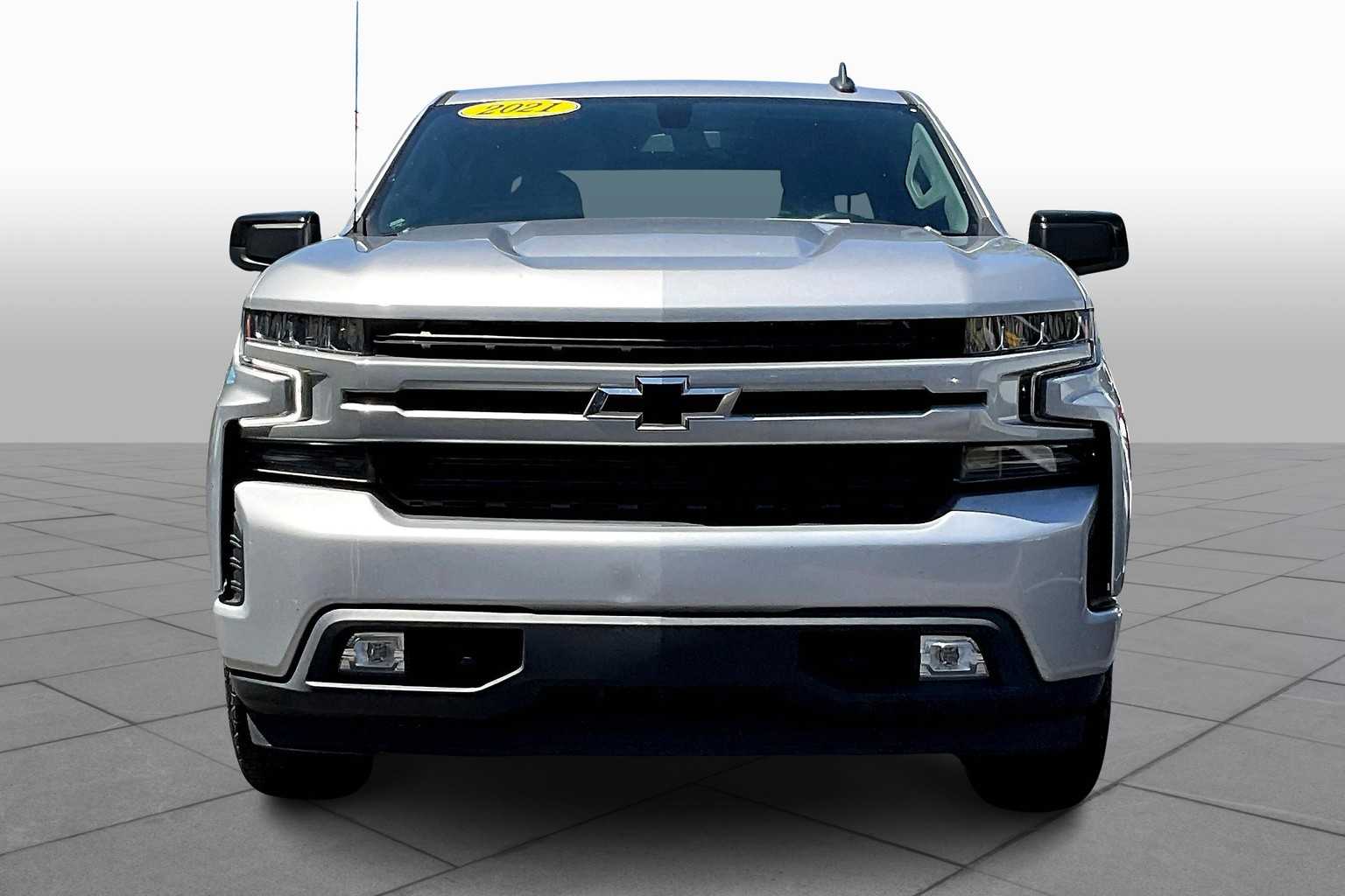 2021 Chevrolet Silverado 1500 RST photo 3