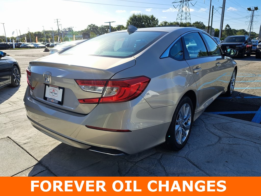 2018 Honda Accord LX photo 4