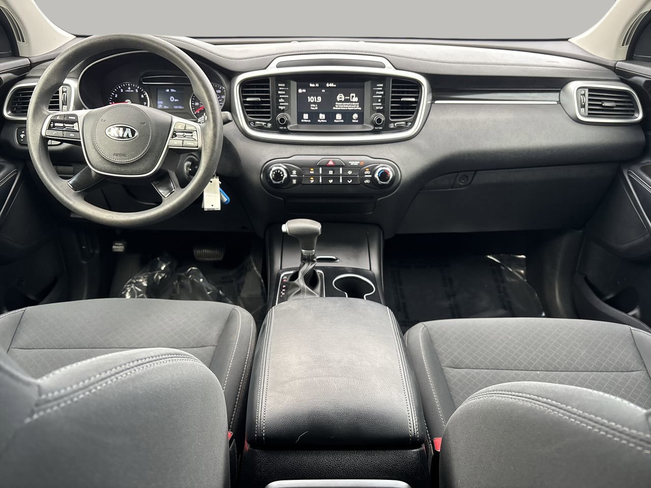 2020 Kia Sorento LX photo 7