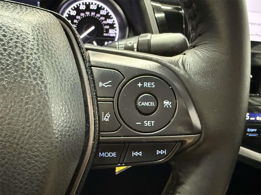 2023 Toyota Camry SE photo 17