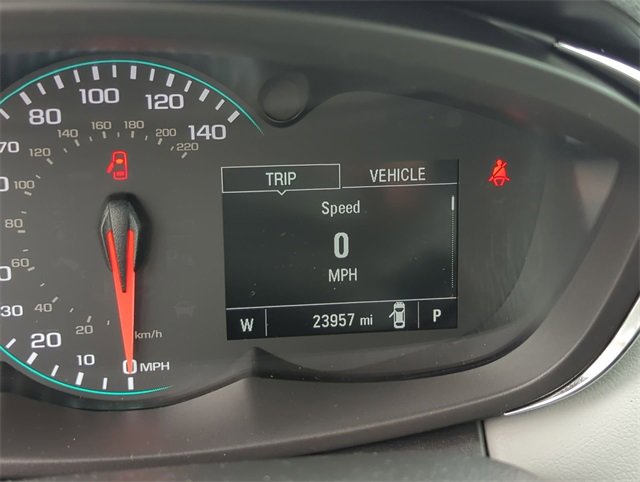 2022 Chevrolet Trax LT photo 3