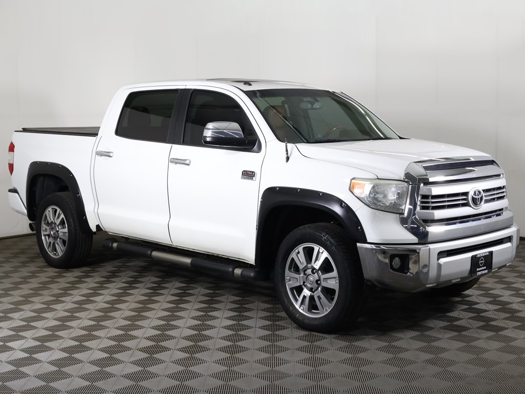 2015 Toyota Tundra Platinum Grade photo 2