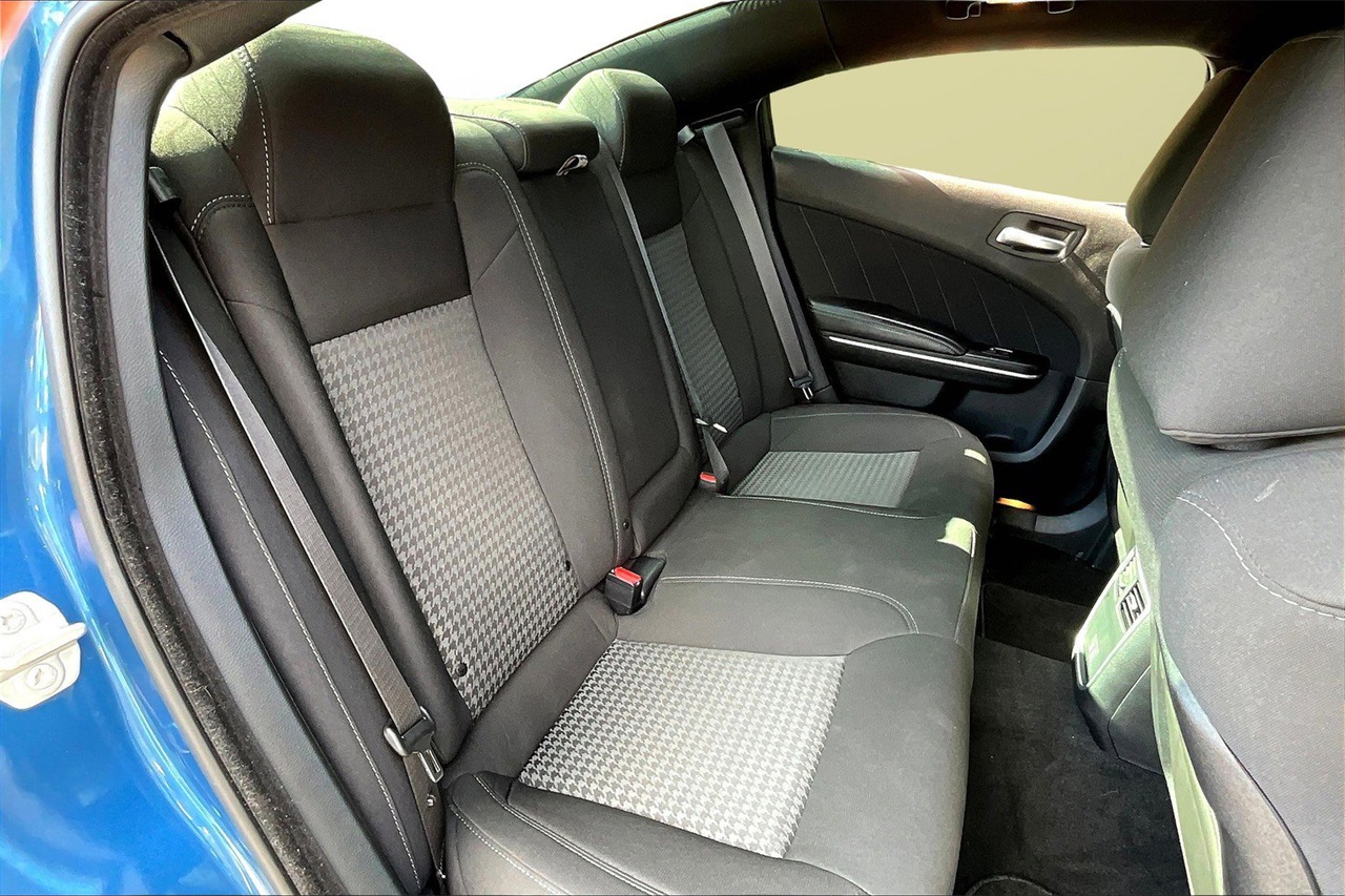 2023 Dodge Charger R/T photo 21