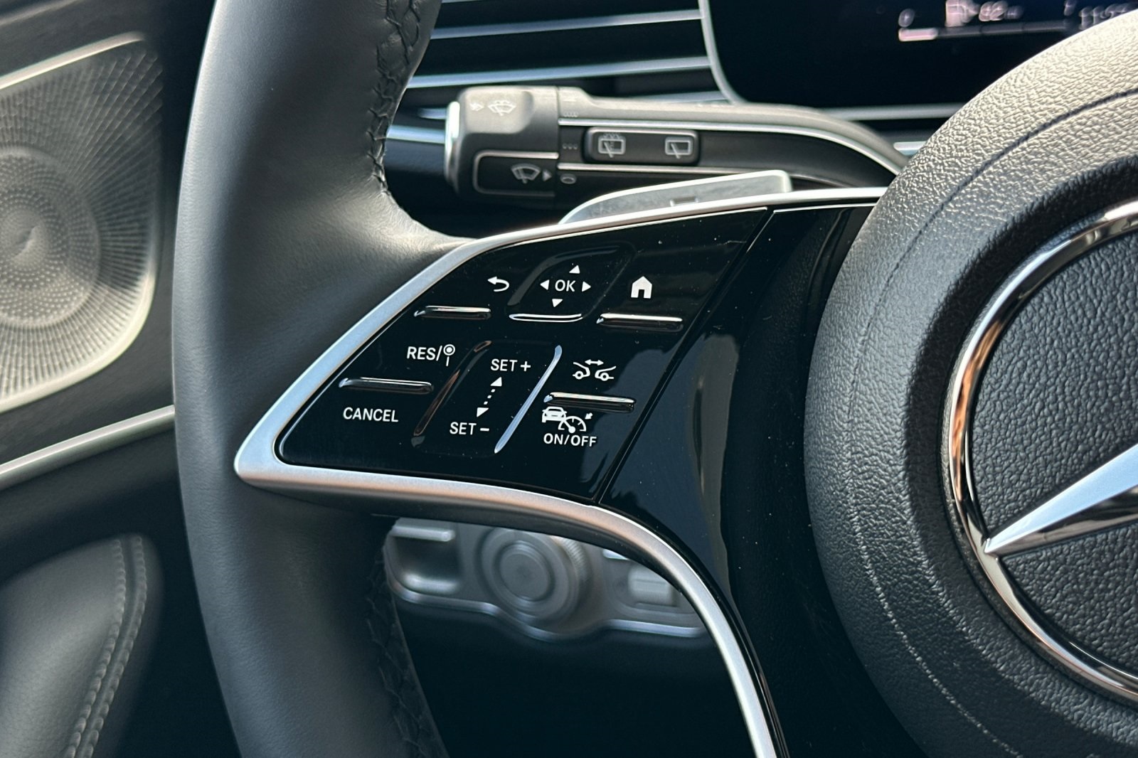 2024 Mercedes Benz GLE 450 4MATIC photo 28
