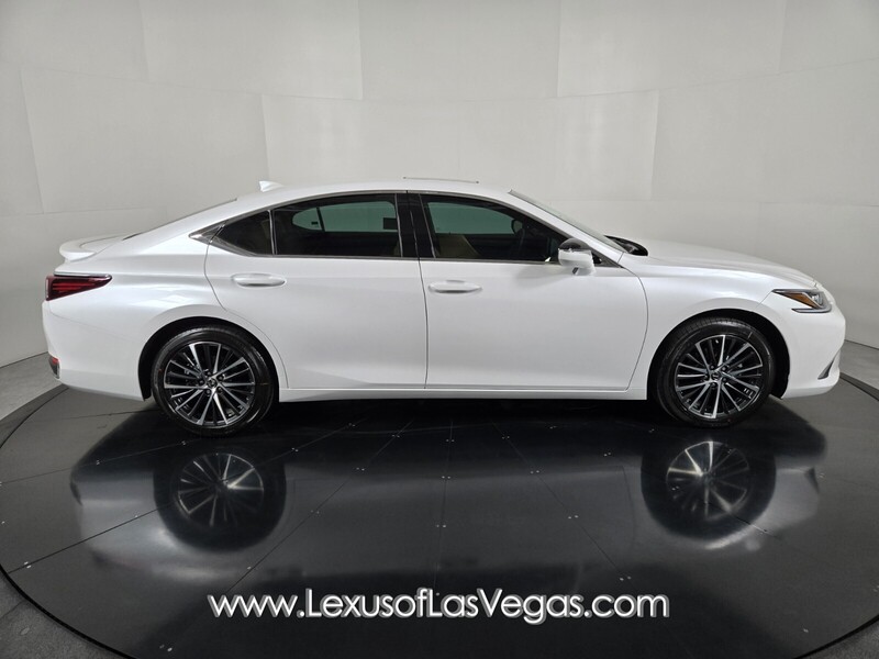 2025 Lexus ES 300 Premium photo 2