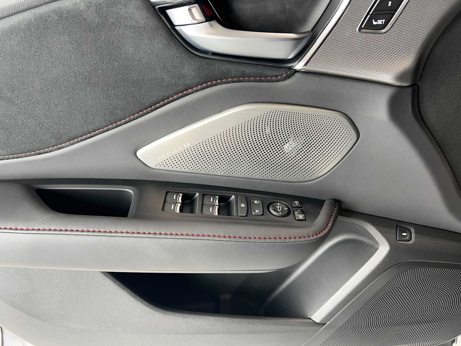 2025 Acura RDX A-Spec Advance photo 22