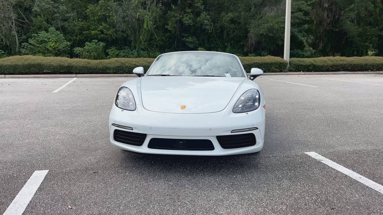2025 Porsche Boxster Base photo 3