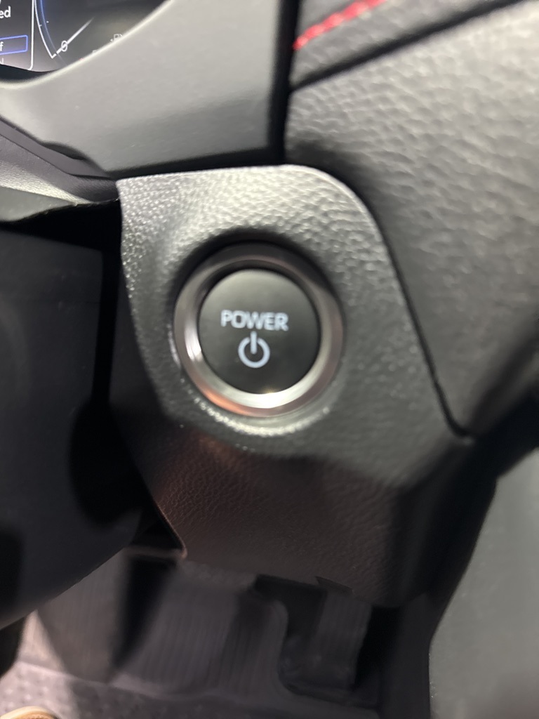 2025 Toyota RAV4 Hybrid XSE photo 39