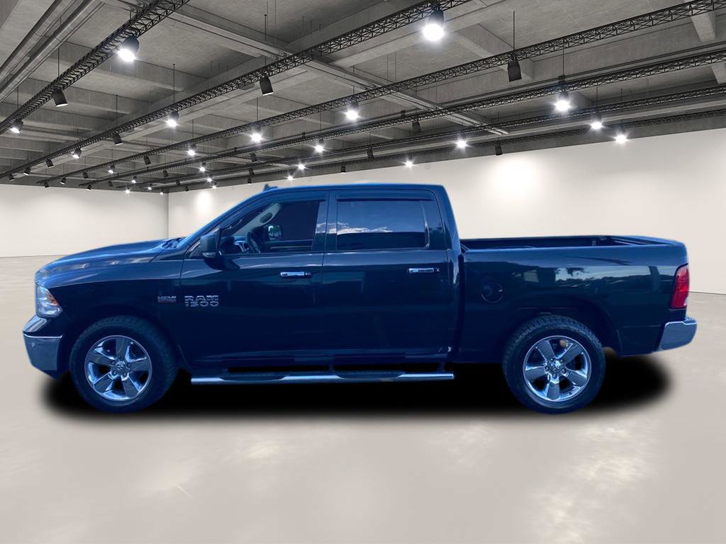 2017 Ram 1500 Big Horn photo 3