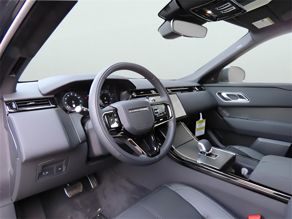 2025 Land Rover Range Rover Velar SE photo 24