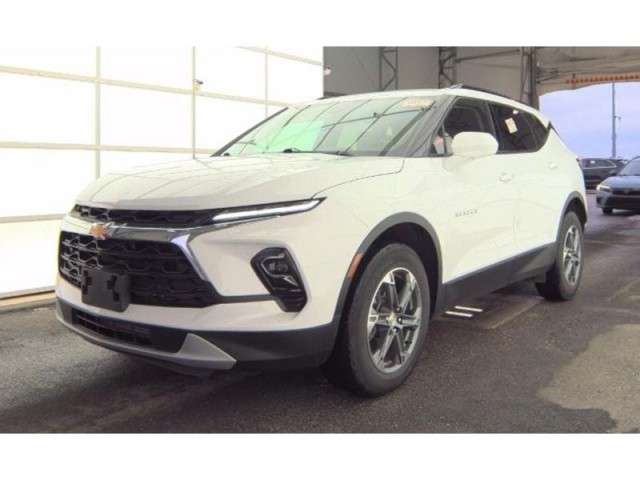 2023 Chevrolet Blazer 2LT's photo