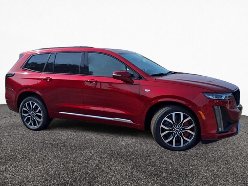 2025 Cadillac XT6 Sport photo 2