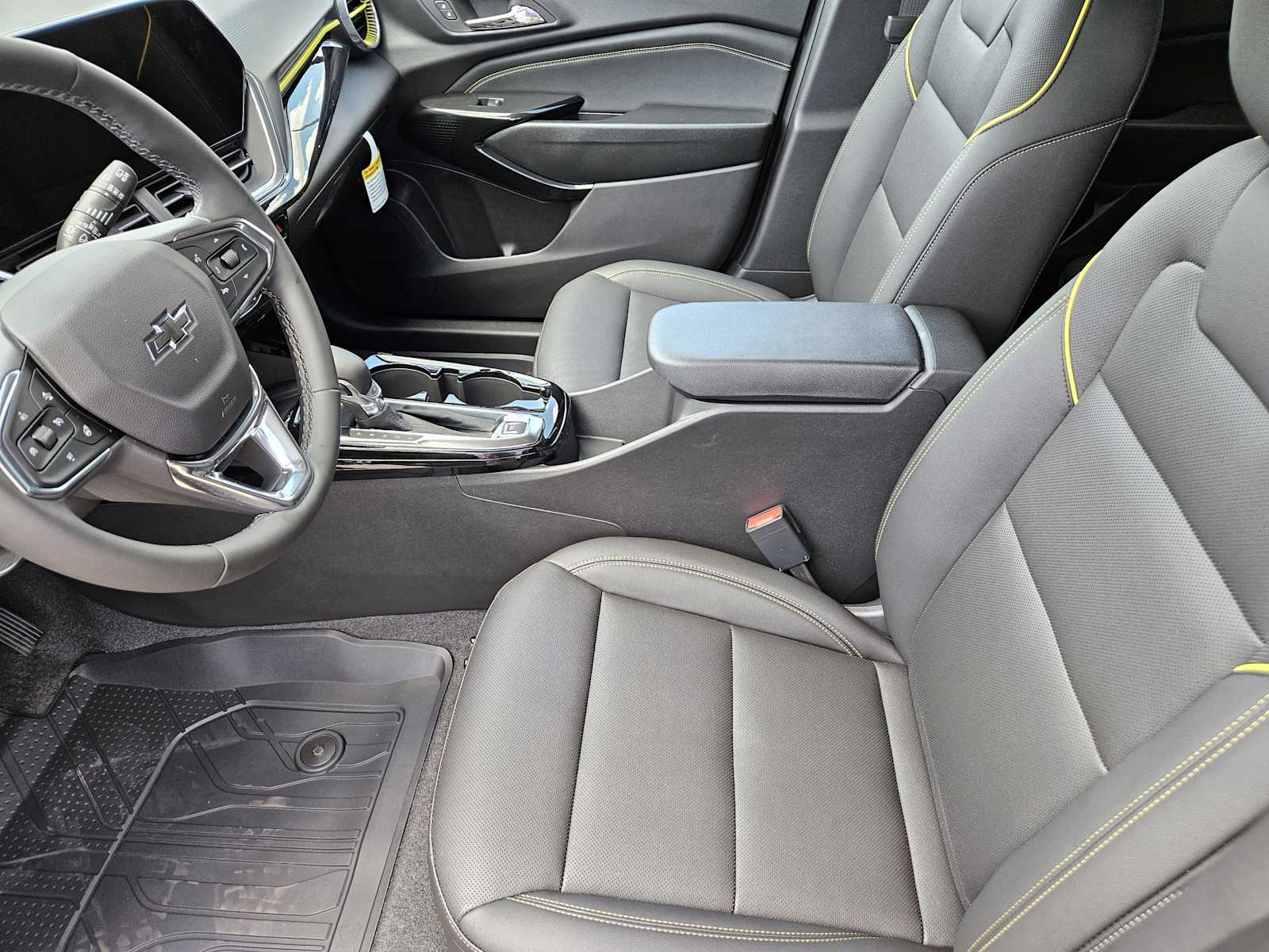 2025 Chevrolet Trax ACTIV photo 11