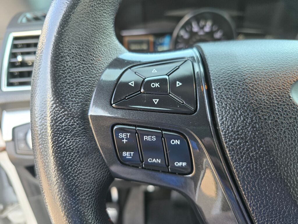 2018 Ford Explorer Sport photo 21