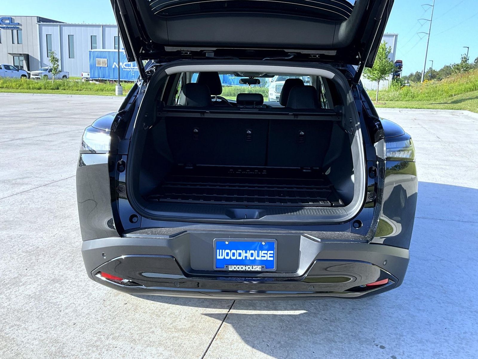 2025 Nissan Murano SV photo 9