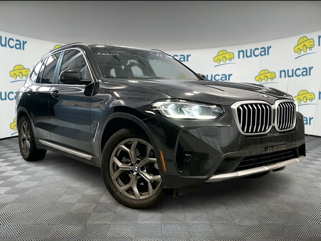 2022 BMW X3 xDrive30's photo