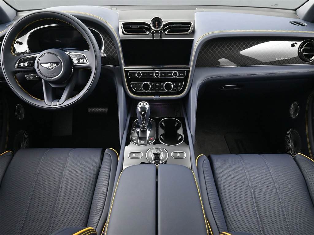 2025 Bentley Bentayga S photo 3