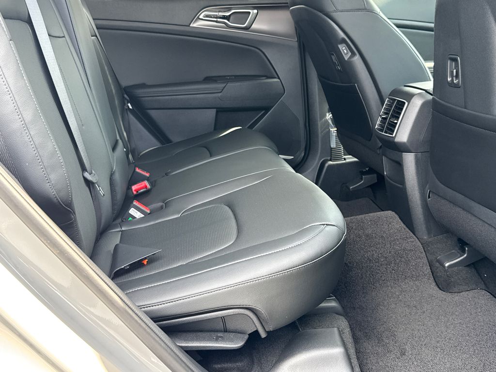 2026 Kia Sportage EX photo 15