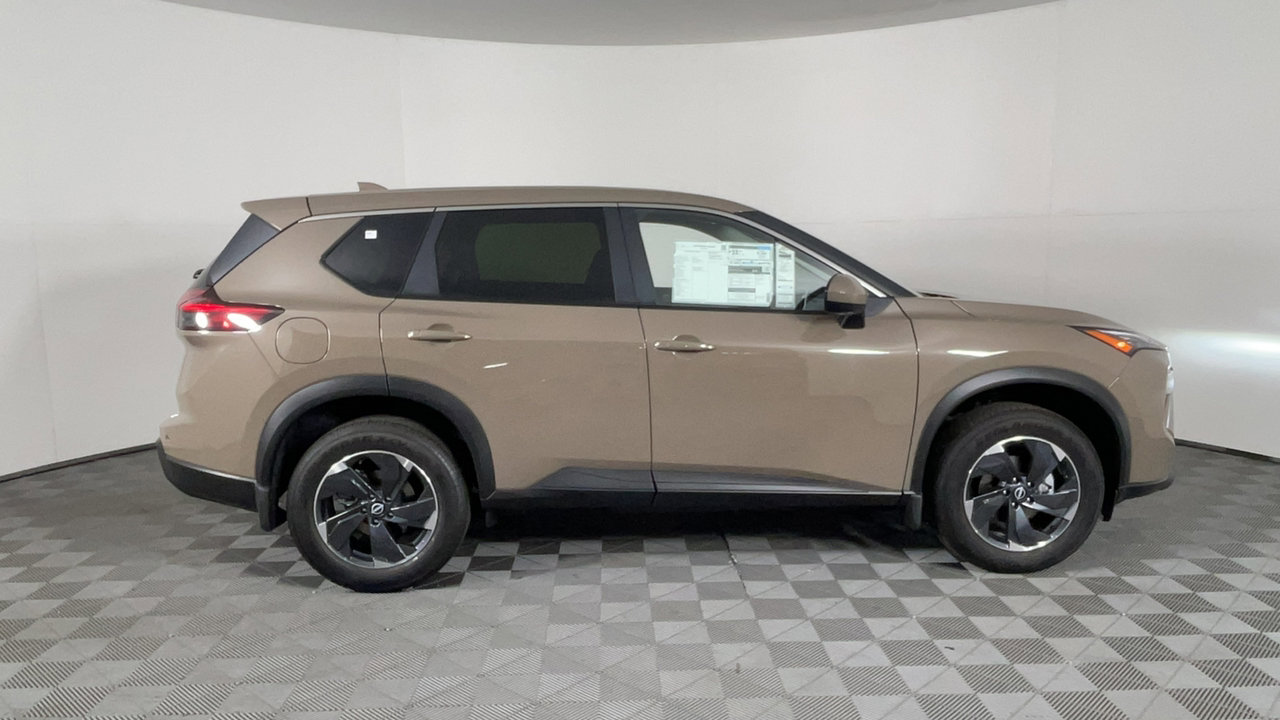 2025 Nissan Rogue SV photo 3