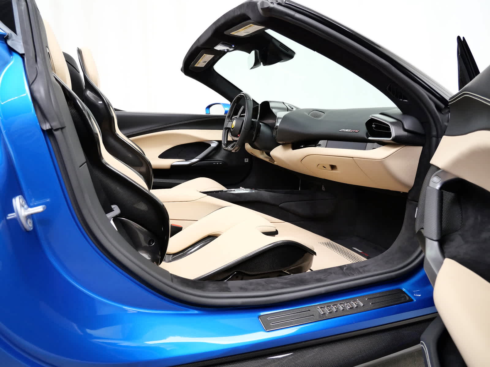 2023 Ferrari 296 GTS photo 17
