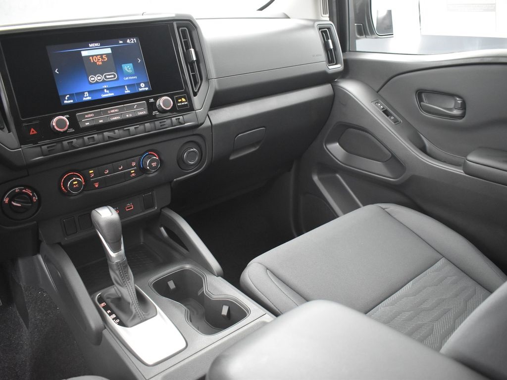 2026 Nissan Frontier S photo 27