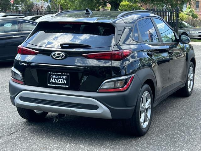 2022 Hyundai Kona SEL photo 4
