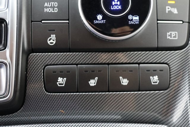 2022 Hyundai Santa Fe Limited photo 16
