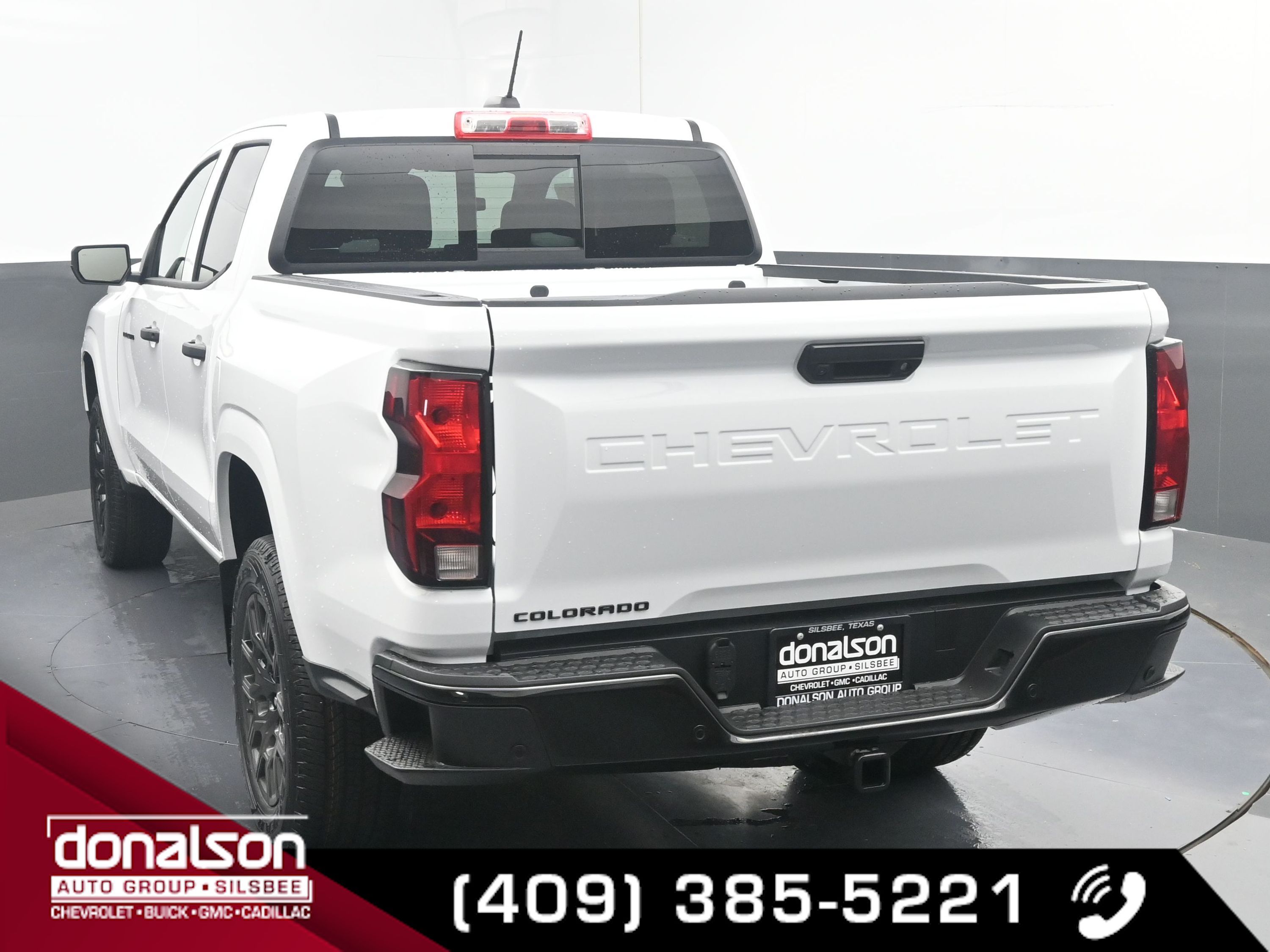 2025 Chevrolet Colorado Work Truck photo 3