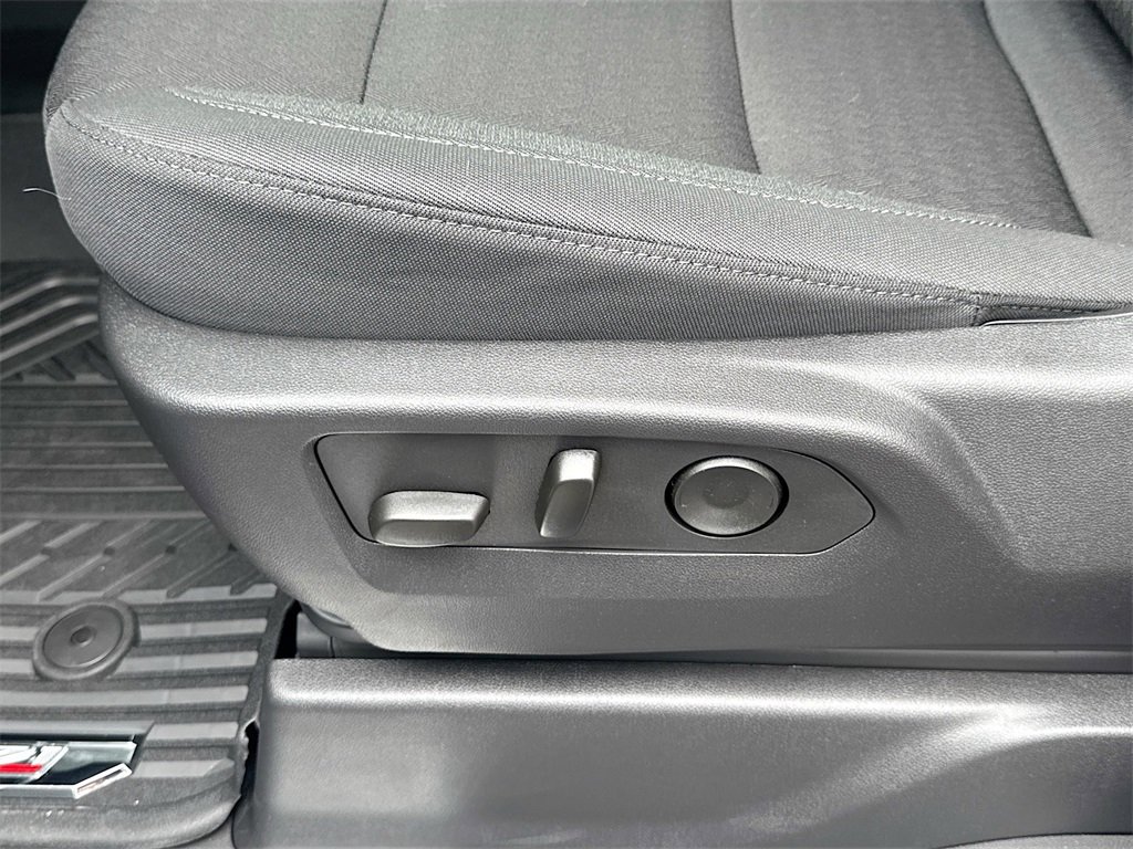 2026 Chevrolet Silverado 1500 LT photo 20