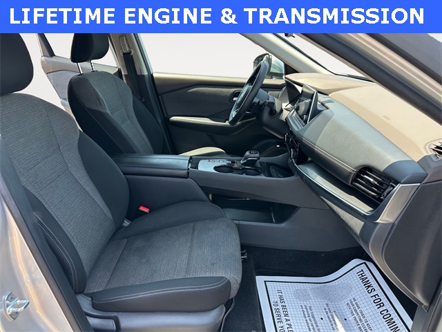 2023 Nissan Rogue SV photo 15