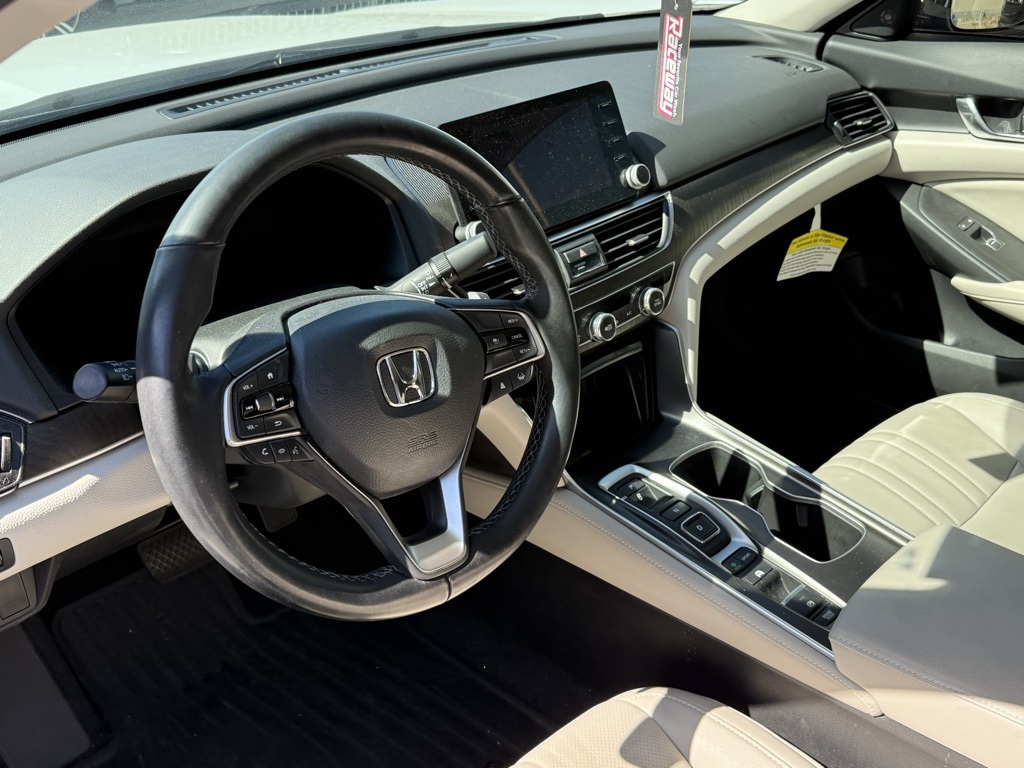 2022 Honda Accord Hybrid EX-L photo 3
