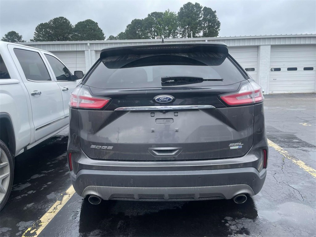 2019 Ford Edge SEL photo 3