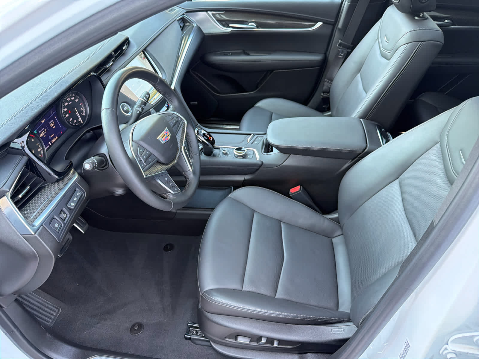 2023 Cadillac XT5 Sport photo 8