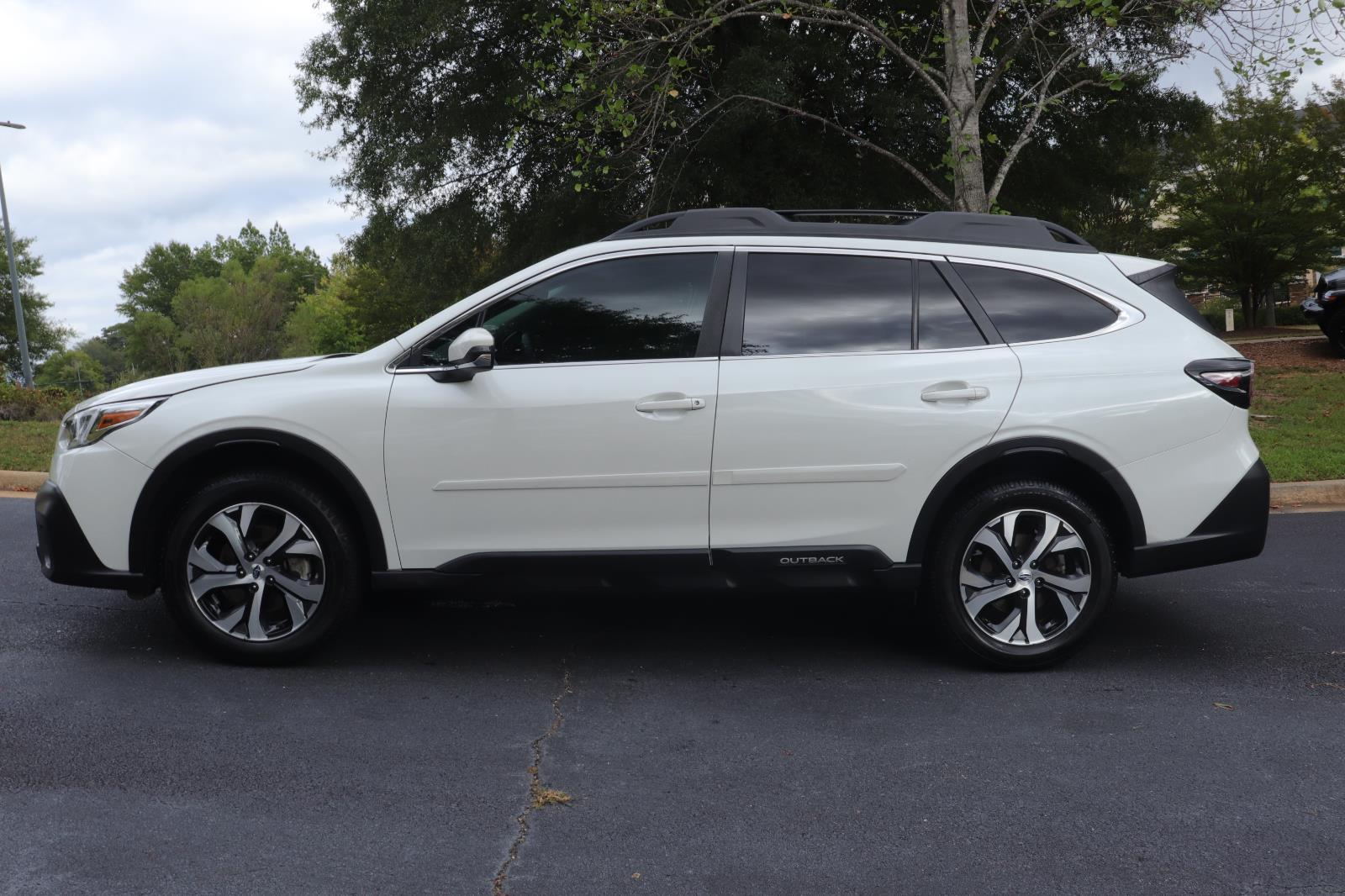 2021 Subaru Outback Limited photo 4